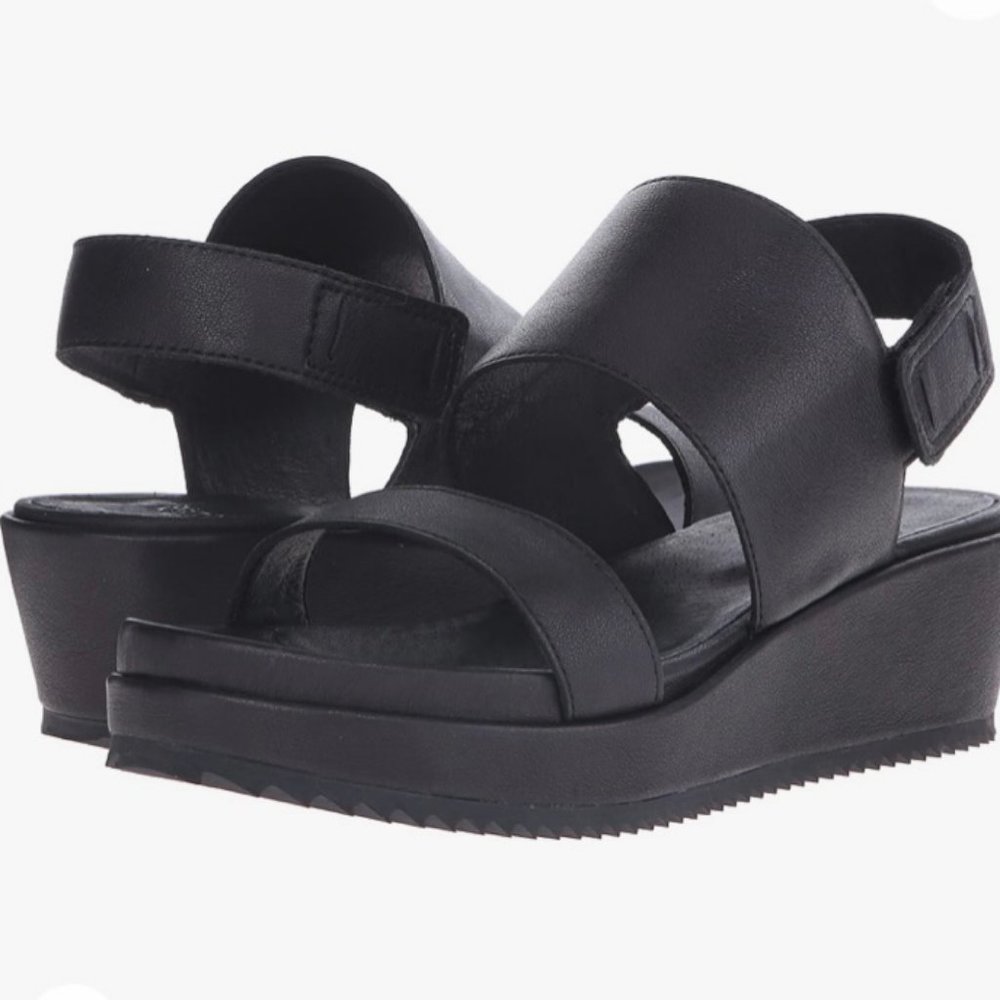 Eileen Fisher Black Rich Platform Sandal